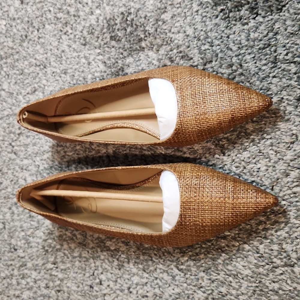 Sam Edelman Brown Pointed Flats - Picture 2 of 10